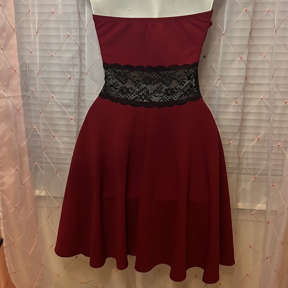 🌙Red Dress🌙Size M🌙 - Picture 5 of 5